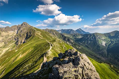 najpopularniejsze szlaki w tatrach